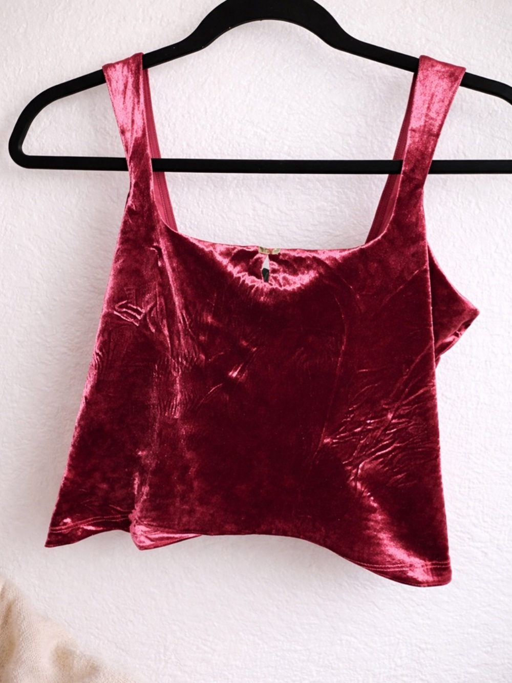 Velvet Square-Neck Crop Tank Top - satin pink